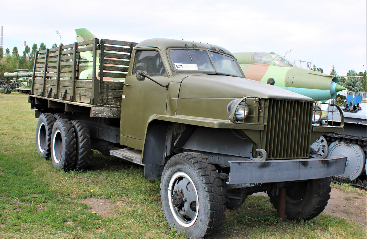 ЗИЛ-151, созданный для СА возможно, как копия Studebaker US6, его  модификацию выпускали 35 лет, рассказываю | Авторемонт и техника | Дзен