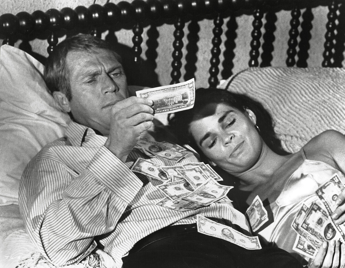   Стив МакКуин и Эли МакГроу в фильме "Побег" (1972)