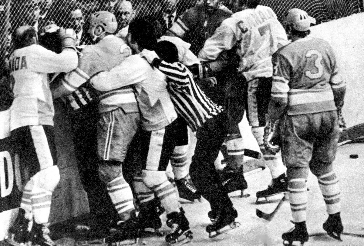 Драки хоккей канада ссср. СССР-Канада 1972 суперсерия. Хоккей СССР-Канада 1972. Хоккей Канада 1972.