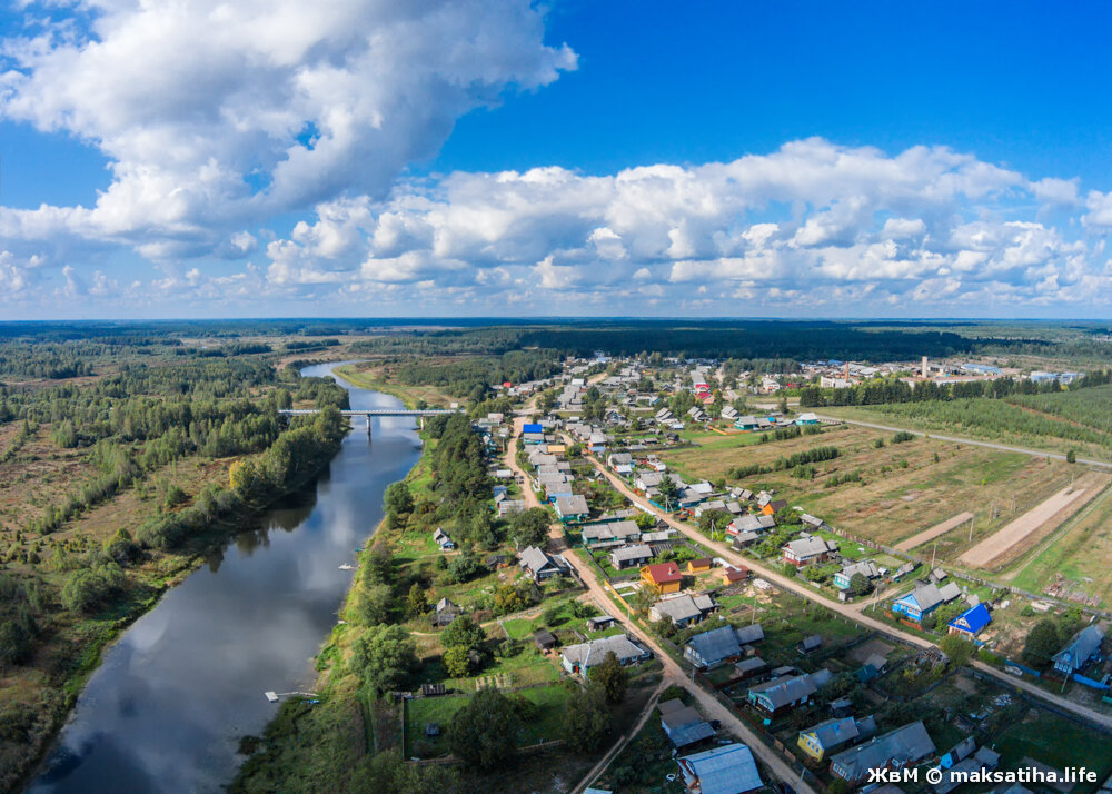 Деревня на берегу реки Молога