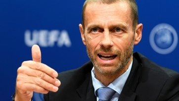 Фото: uefa.comВ установленный нормами срок до 7 ноября 2018 года свою заявку кандидата на пост президента УЕФАподал лишь нынешний руководитель Европейского союза футбольных ассоциаций.
