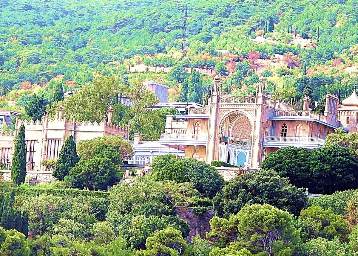 Дворцы Крыма