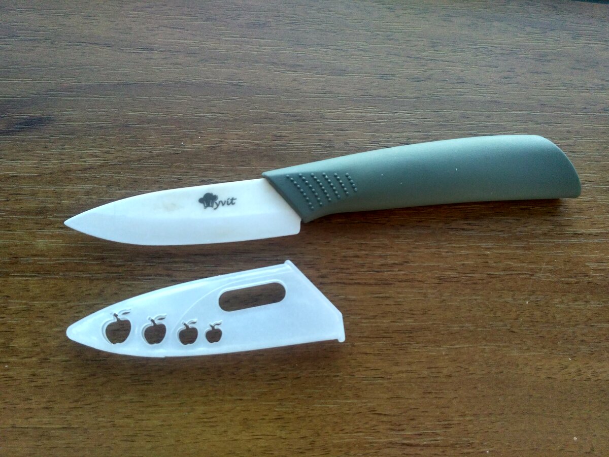 Это мой нож из набора, о его судьбе и заметка