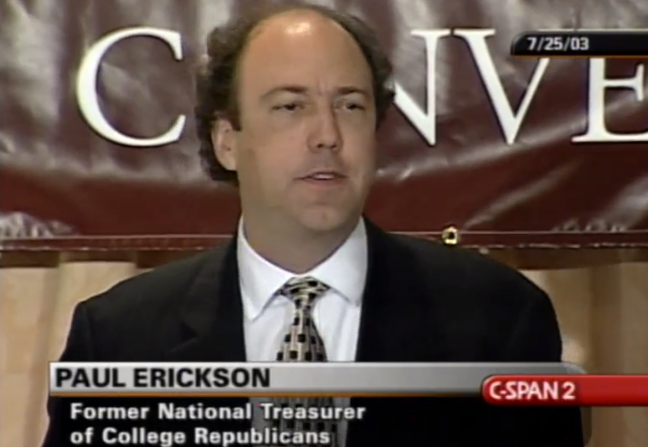 Пол Эриксон - бойфрэнд Бутиной. Его она и "сдает"