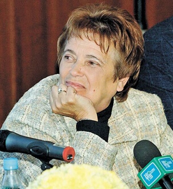 Анна дмитриева спортивный комментатор биография личная жизнь Анна Дмитриева: она благодарна первому мужу за то, что счастлива со вторым Кумир