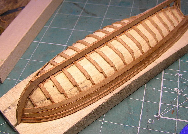 изготовлю модели. модели кораблей из дерева. модель шлюпки. автомобиль из фанеры. веломобиль порше.