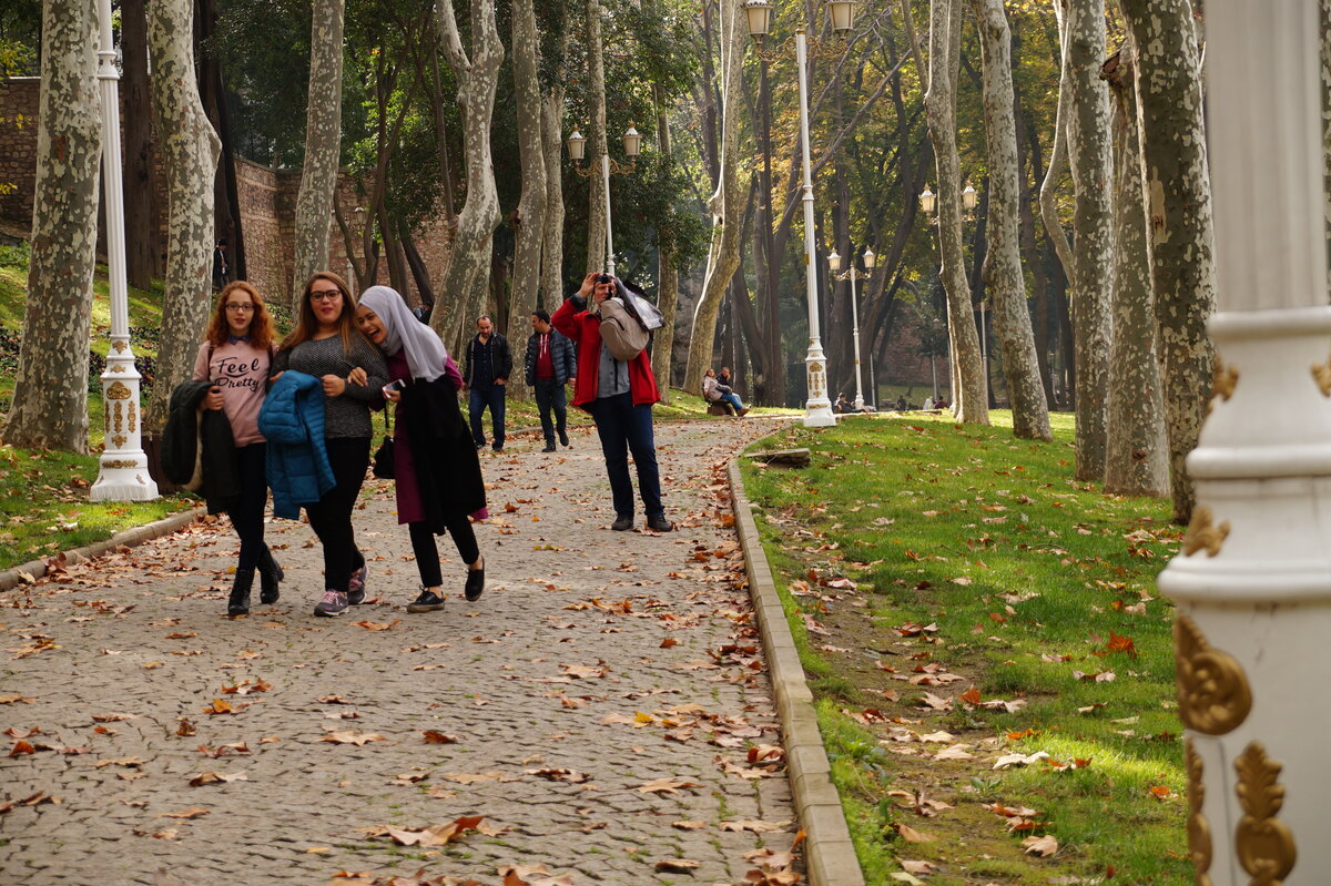 Стамбульская инициатива. Настасья Стамбульская фото сейчас. Стамбульский поп. Как одеваются девушки в Бишкеке.