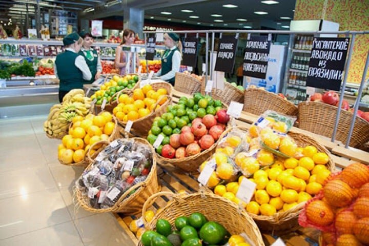 Всегда аккуратно, всегда есть сотрудник отдела. Азбука вкуса хороша.