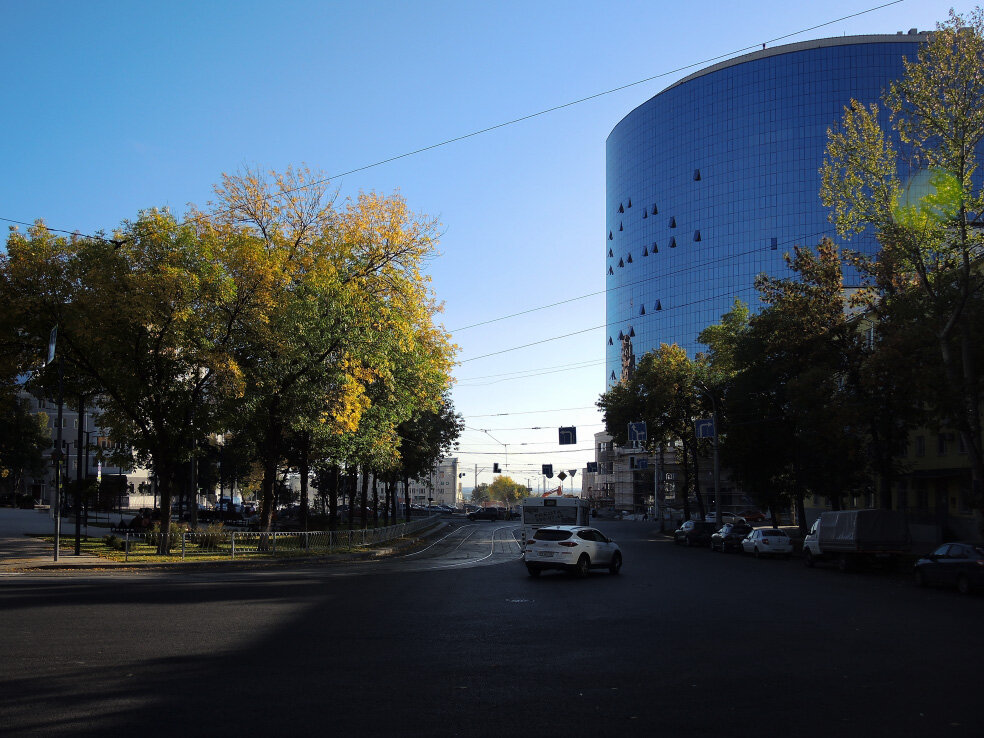 Кассационный суд самара официальный сайт. Сквер урицкого самара. Шестой конституционный суд самара. Крымская площадь 1 в самаре. Кассационный суд самара.