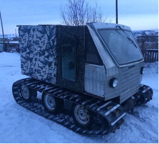 Данную модель из Оренбургской области ,я нашел на сайте АВИТО . Цена 100000 Рублей ,двигатель ВАЗ 2106, коробка и редуктор ВАЗ 2106, развивает скорость примерно 10-30км\ч при это расход топлива 20-25литров, вместимость 4 человека.На мой взгляд  покупать такой снегоход для зимней рыбалки или охоты будет обходиться довольно дорого в плане бензина и едет довольно долго ,если лес или водоем за 50км то это примерно 5 часов езды туда и обратно около 30 литров бензина! При этом он не сильно хорош собой 