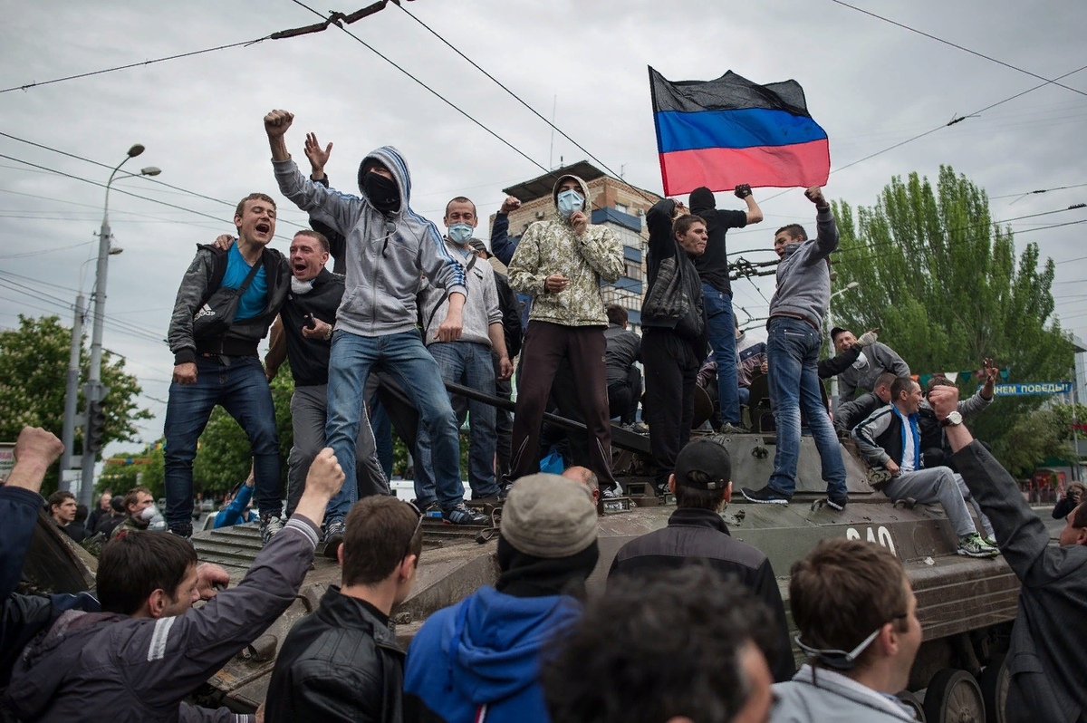 1 мая 2014 г. Противостояние в Мариуполе 2014. Противостояние в Мариуполе. Мариуполь 2014г.