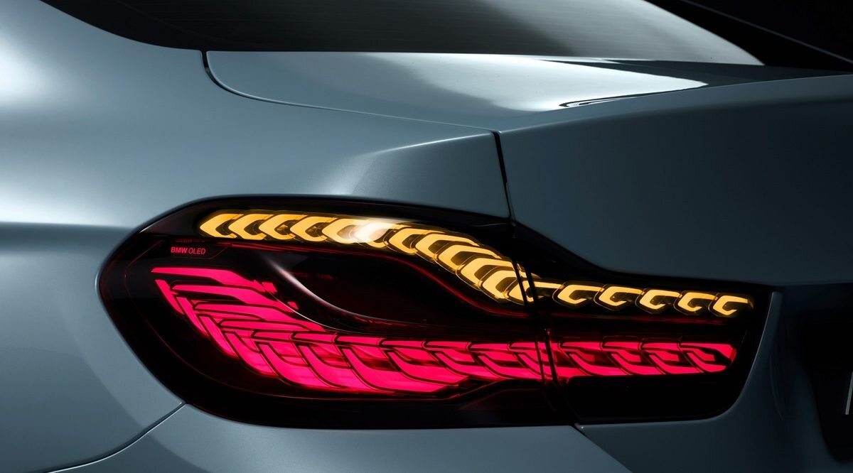 BMW, Audi и Mercedes оснащают некоторые свои модели задними OLED-фарами