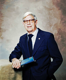 Джек Кинцлер по прозвищу "самоделкин"! (Mr Fix it). Глава технического отдела НАСА