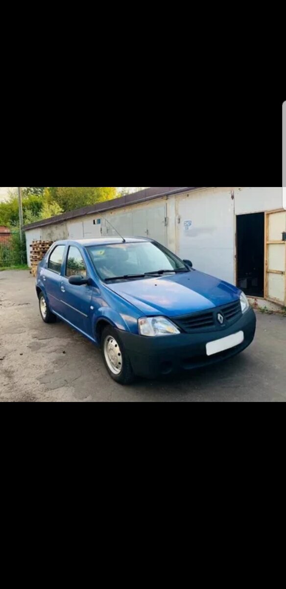 Думаю стоит начать с всеми нами известного Рено Логан. Он славится качеством своей подвески и простотой оборудования. Логан славится среди таксистов, ведь машина просто "неубиваема". Конечно со стороны комфорта машина уступает остальным машинам в этой статье, но если вы хотите забыть за то, что такое лазить под машиной, значит это машина для Вас.