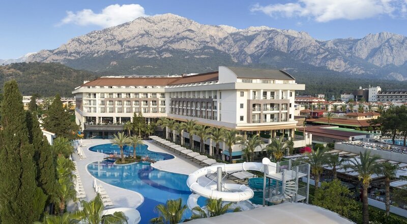 DOUBLETREE BY HILTON ANTALYA KEMER 5* 