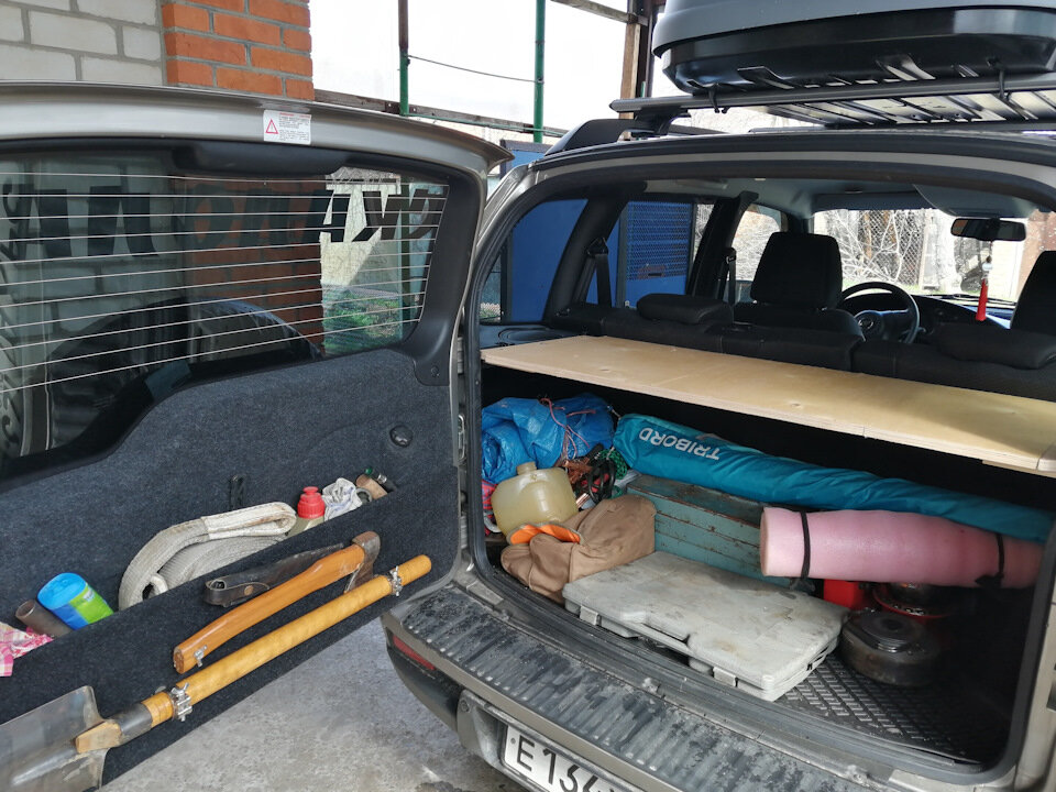 Полка багажника НИВА - Шевроле 2123 Акустическая с боковинами - опорами Отзывы: