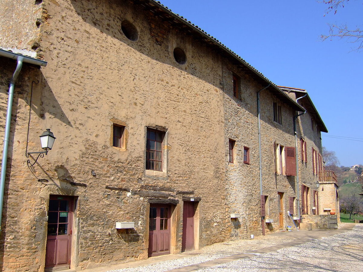 Дом, в котором А.-М. Ампер провёл детские годы. Сейчас в нём находится его музей