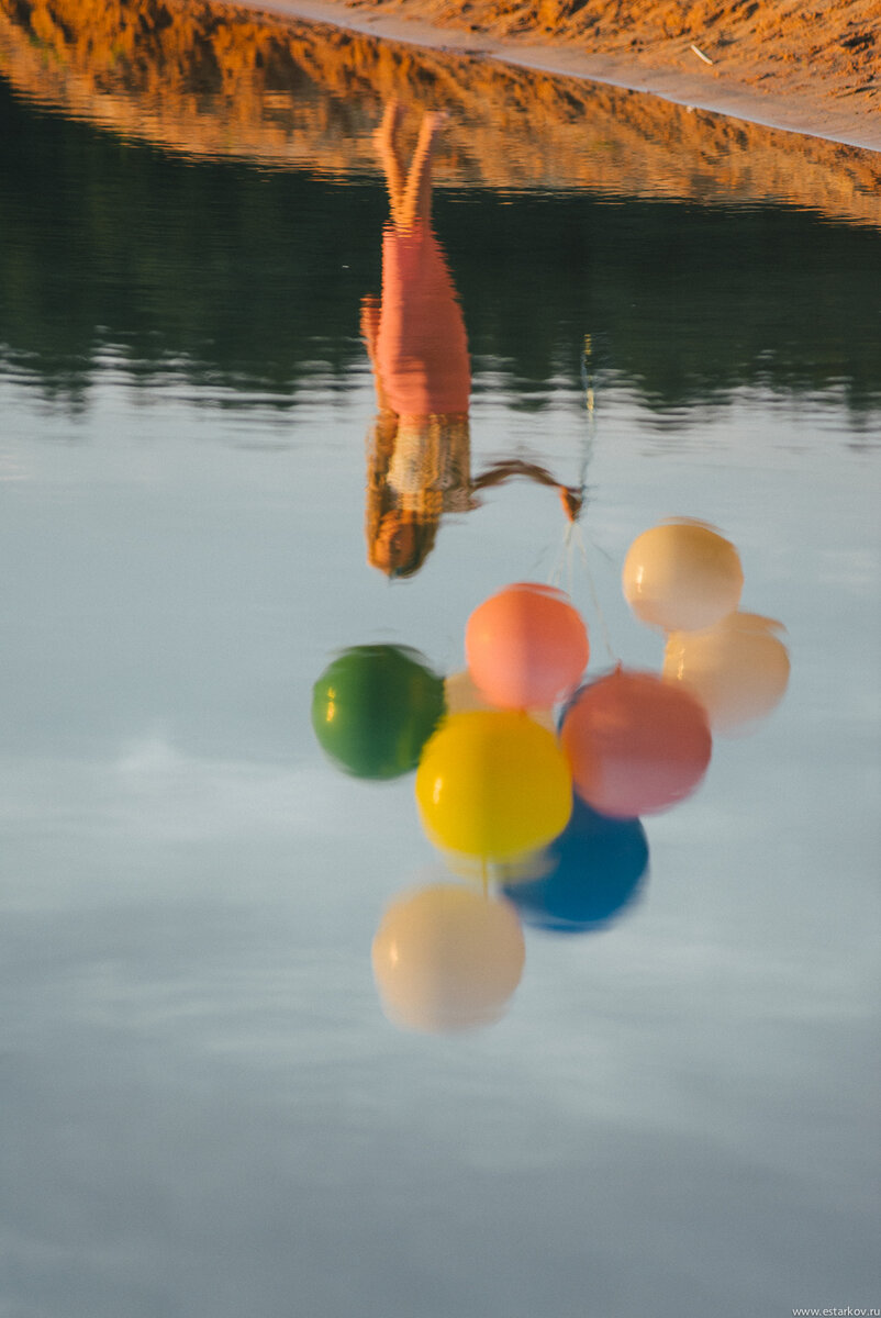 Фотосессия на рассвете: озеро, воздушные шары и красивая модель. | Блог  фотографа : Заметки о жизни | Дзен