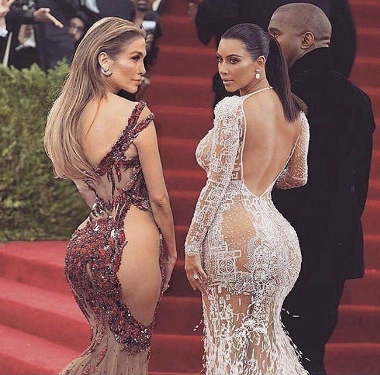 Хотя ещё лет 10 назад девочки хотели быть похожи на Джей Ло. Кимуры меняются очень быстро. 