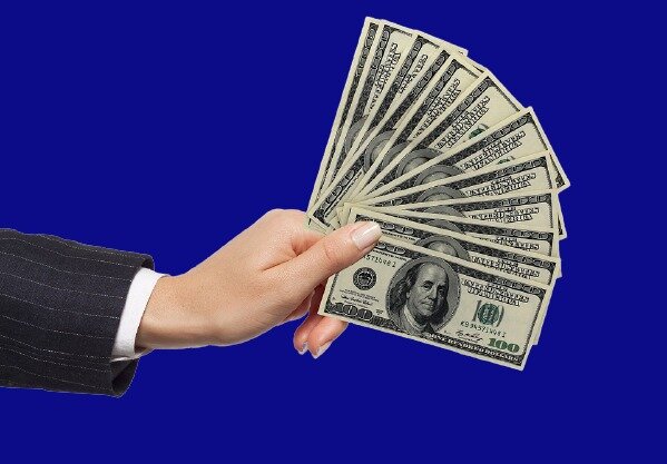 3000 долларов в год. 3000 долларов в год. Палладий графика. Анализ фондового рынка книга. Резервы валюты и золота фото.