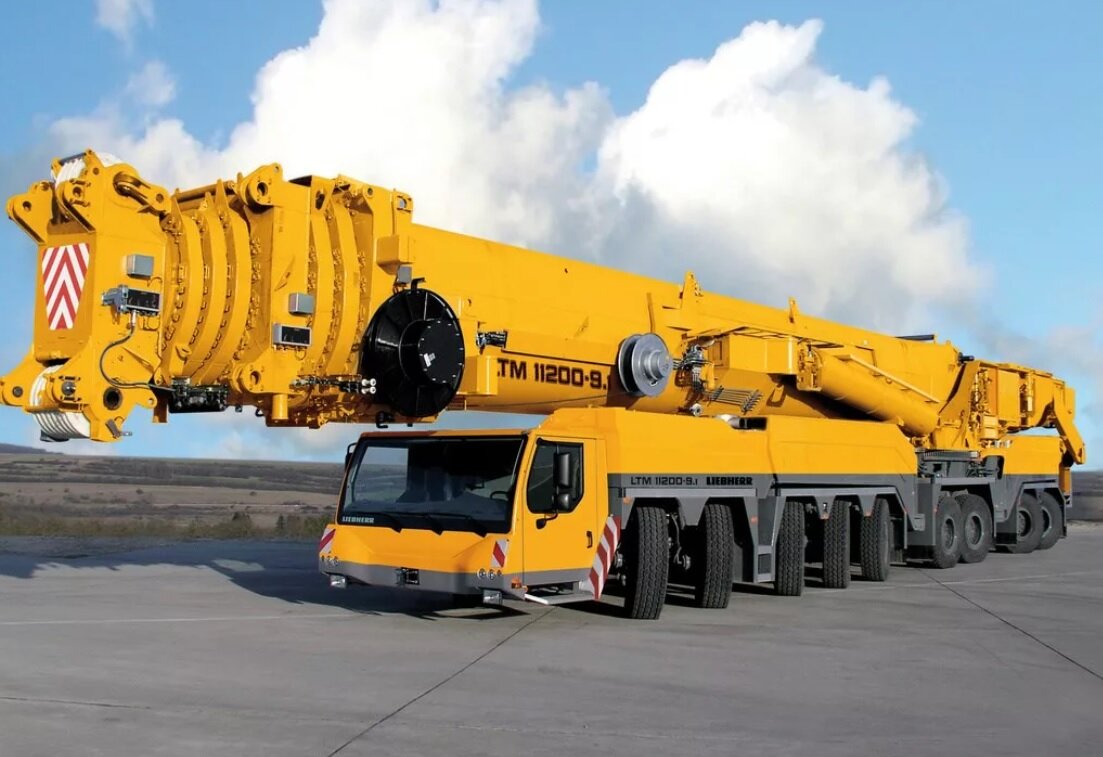 Представляете поднимает 1200 тонн. 