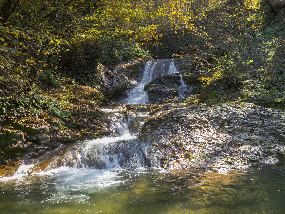 Водопад реки Хокодзь. Здесь и далее фото автора, 23.10.21 г. 