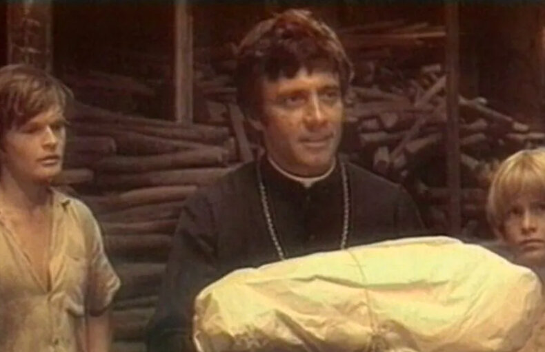 Фото: кадр фильма "Генералы песчаных карьеров" 