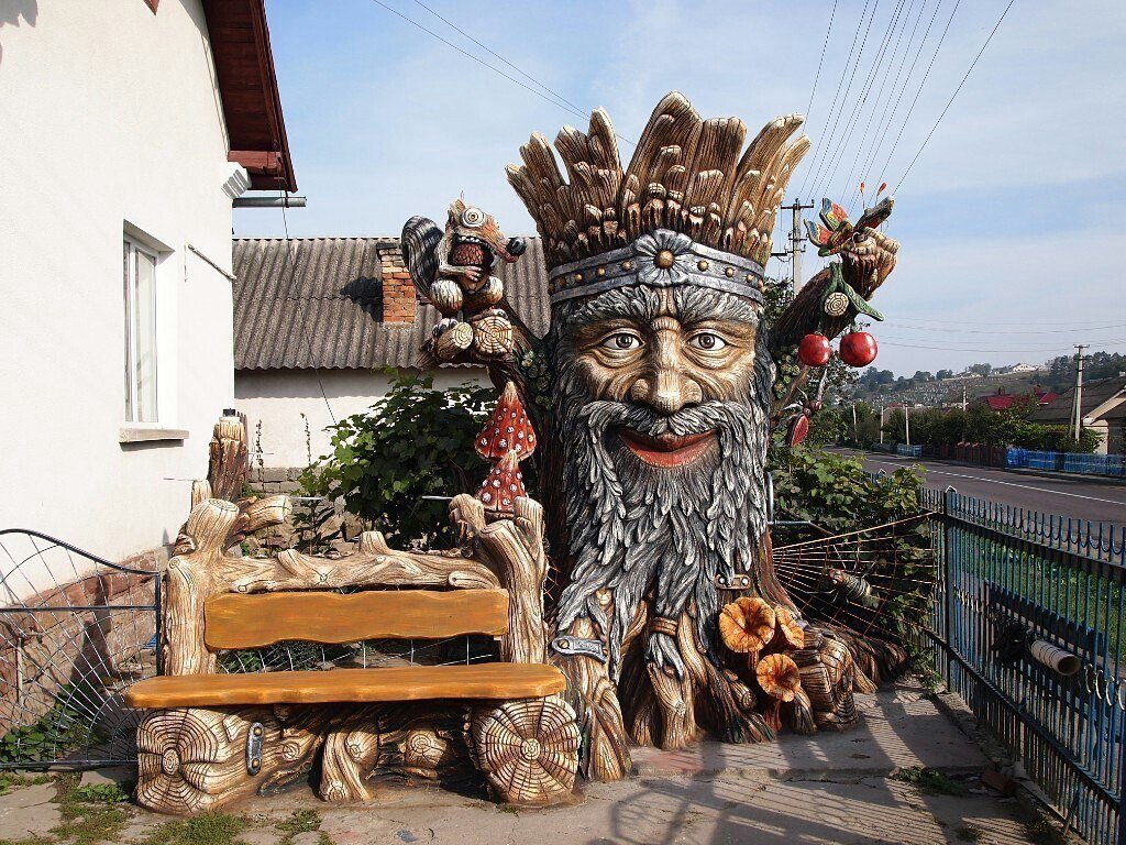 Скульптура "Леший" работы украинского умельца Олега Котыки