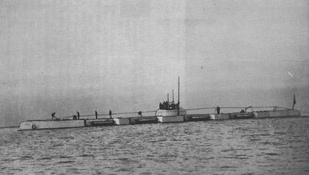 Русская субмарина "Барс". Балтийский флот. 1914 год
