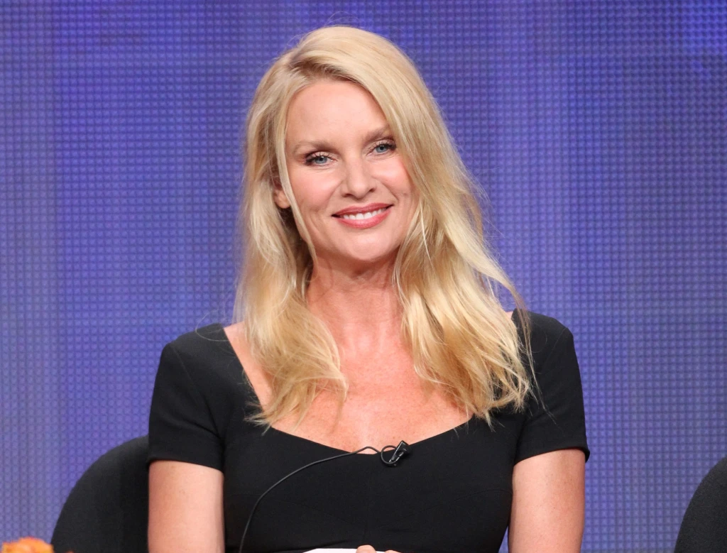 Николетт Шеридан Источник фото Яндекс. картинки