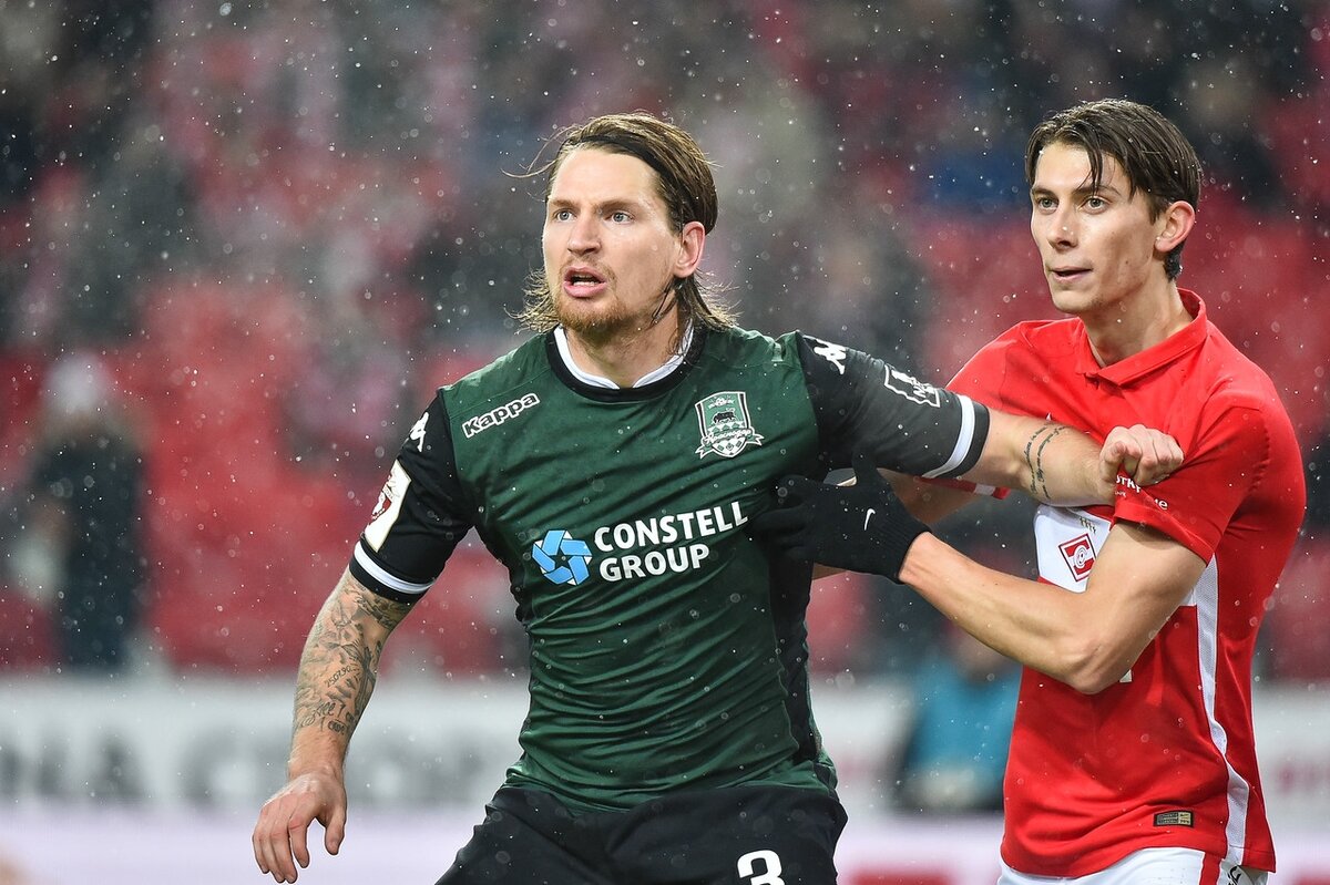 Стефан Страндберг -  игрок сборной Норвегии (23 матча). Потенциальная звезда, но не вышло.