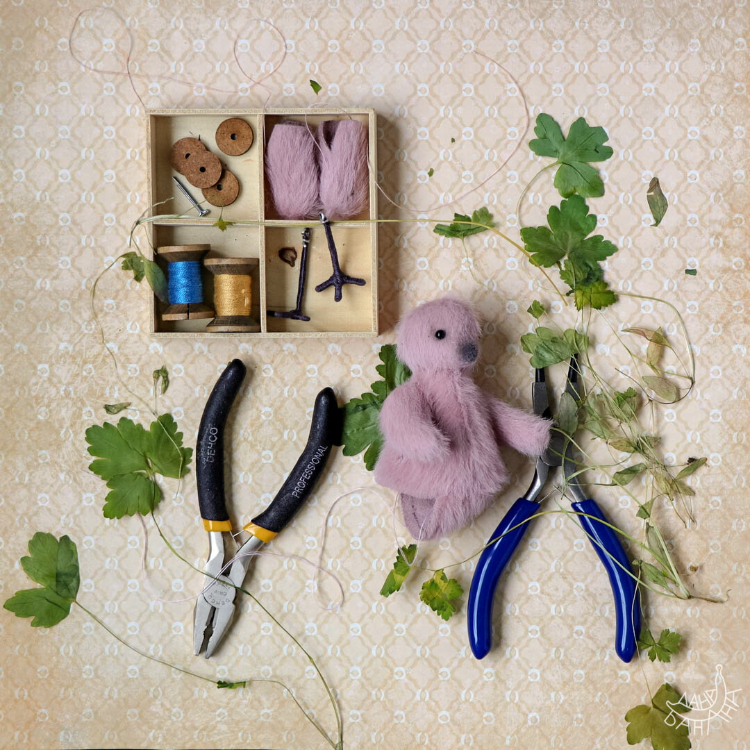 Лесная мастерская, или Процесс творения (вот, кого загадала в посте полторы недели назад ;)