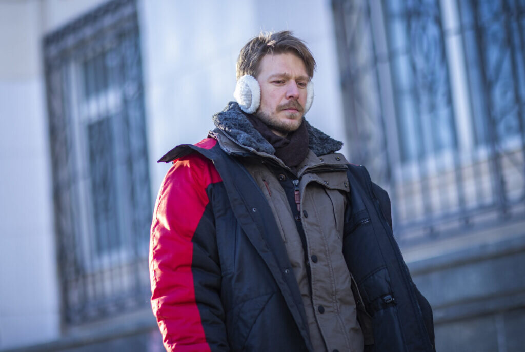    Кадр из фильма «Здоровый человек». Источник фото: film.ru Источник фото: Театр To Go