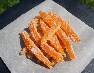 Вариант нарезки цукатов /фото взято в Pintrest/