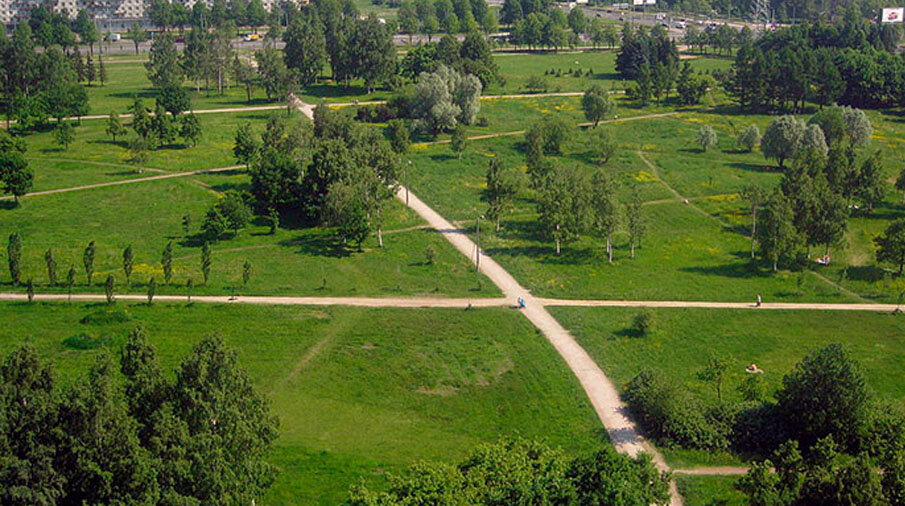 Парк Сахарова СПБ памятники