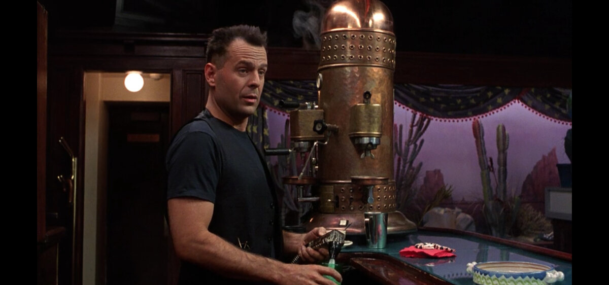 Брюс Уиллис Кадр из фильма Гудзонский ястреб