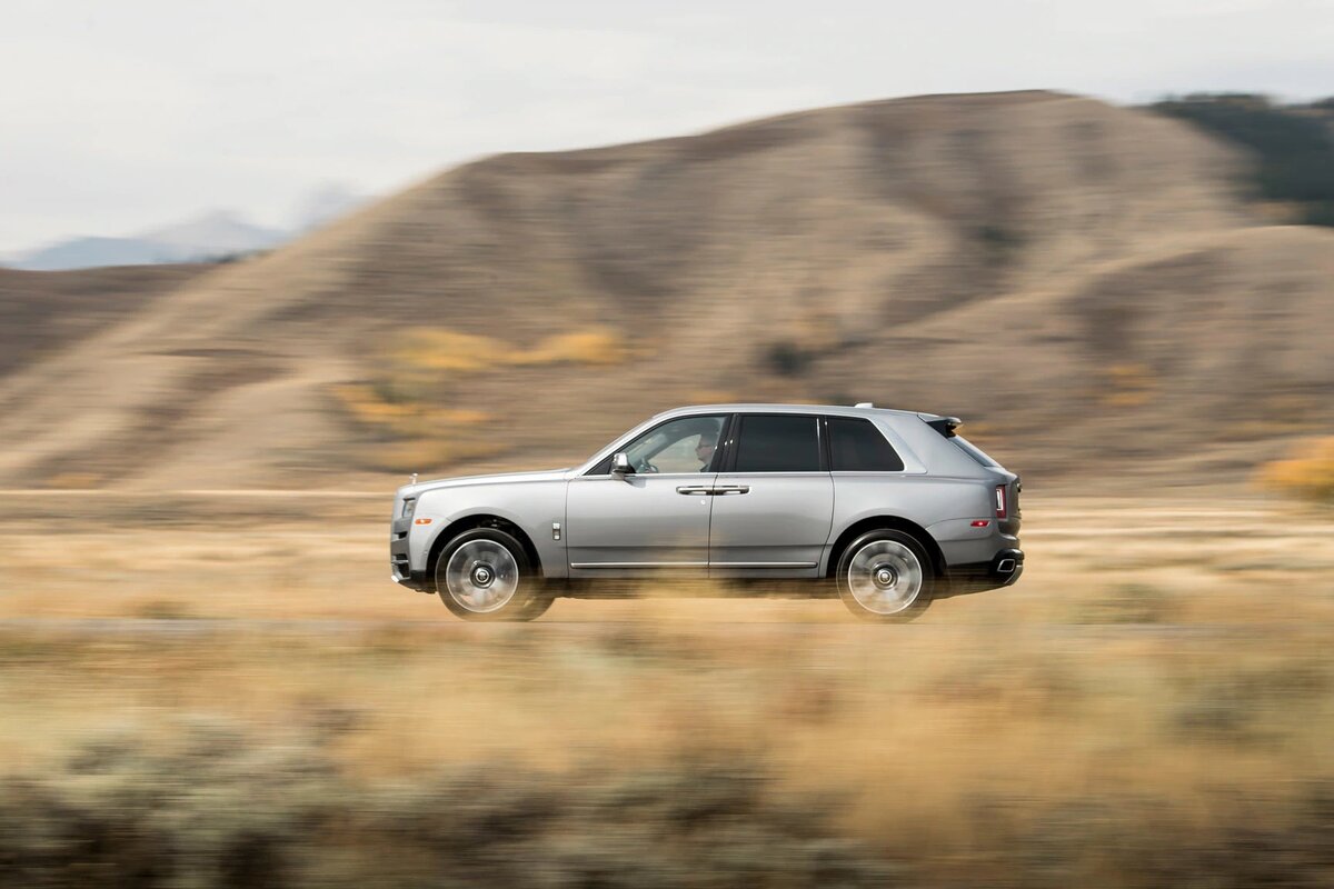 Rolls-Royce Cullinan 2019 года