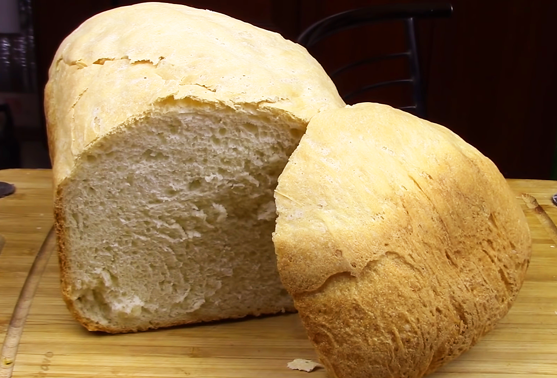 Пшеничный хлеб в хлебопечке. Хлеб в хлебопечке. Вкусный хлеб в хлебопечке. Хлеб на опаре в хлебопечке.