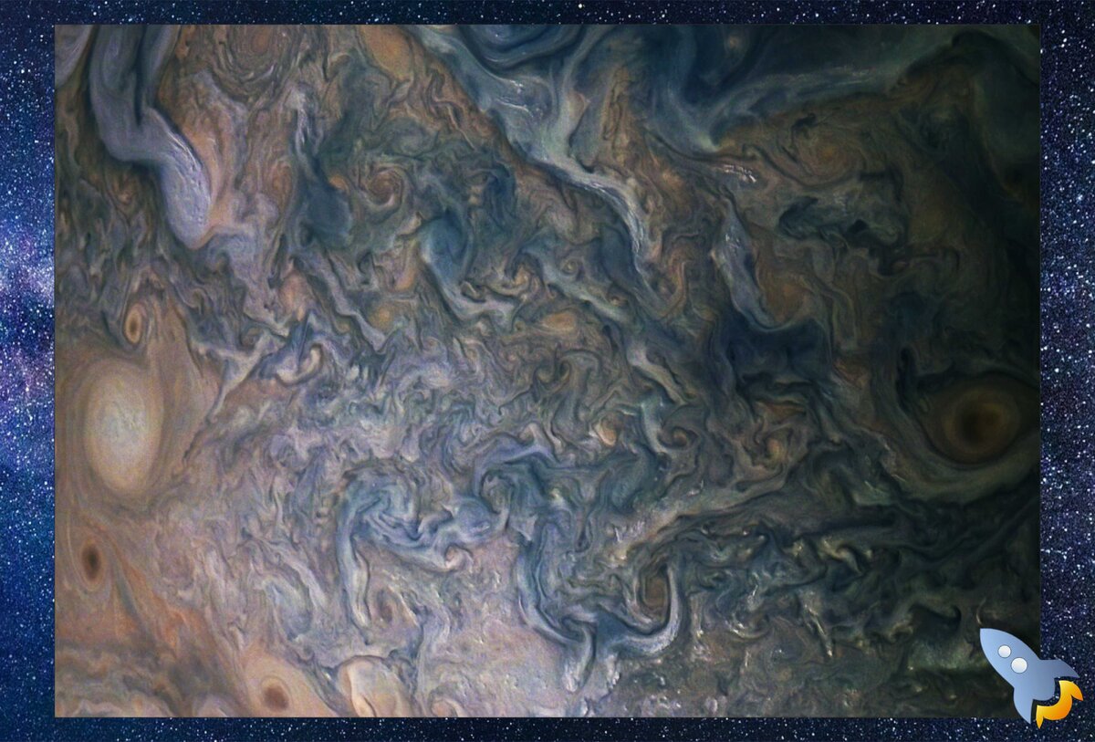 Множество ярких белых" всплывающих " штормов в этом cloudscape Юпитера появляются на этом изображении с космического корабля НАСА Juno. Это улучшенное по цвету изображение было сделано в 13:55 PDT (4: 55 EDT) октября. 29, 2018, так как космический корабль выполнил свой 16-й близкий облет Юпитера. Ученые-граждане Джеральд Эйхштедт и Сеан Доран создали этот образ, используя данные из сканера JunoCam космического корабля. Источник: NASA / JPL-Caltech / SwRI / MSSS / Gerald Eichstädt / Seán Doran