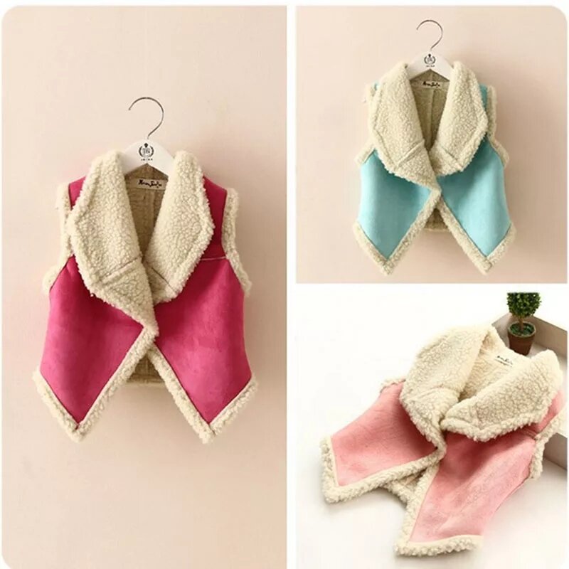 Цвет жилеток точно как на фото, классные, мне очень нравятся, стоят недорого, точно рекомендую брать) 