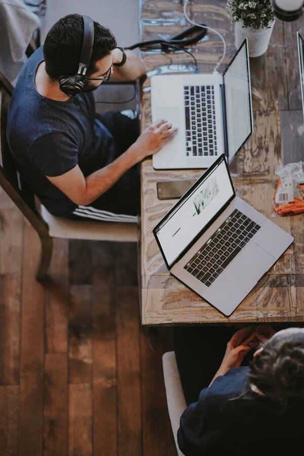 https://unsplash.com/photos/vGgn0xLdy8s