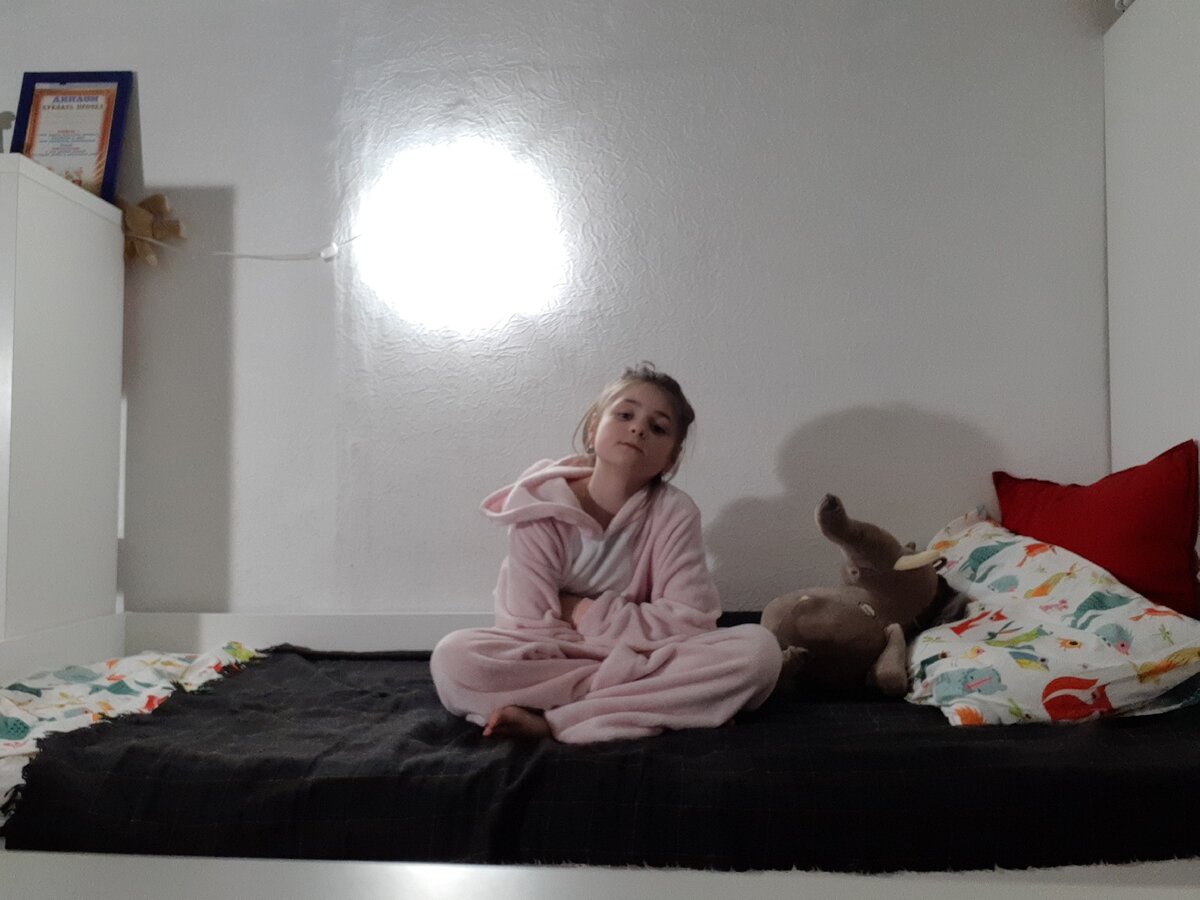 Хочу, чтобы бы дом меня сам укачал как малыша, а то мне не спится.