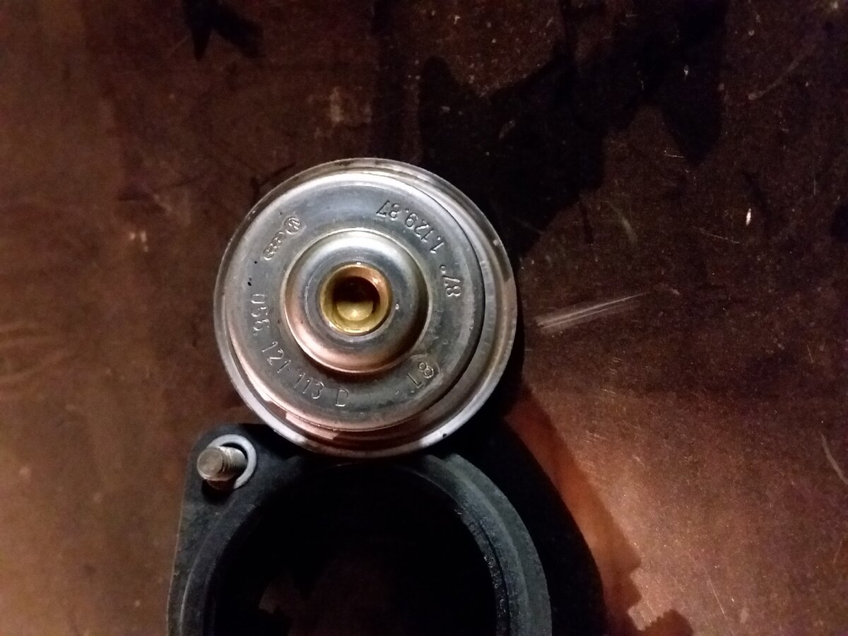 Родной термостат двигателя 3A