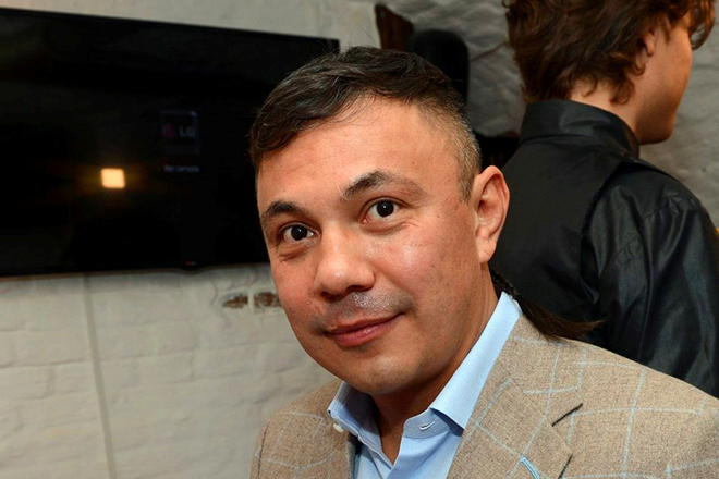 47-летний Костя Цзю стал отцом в пятый раз