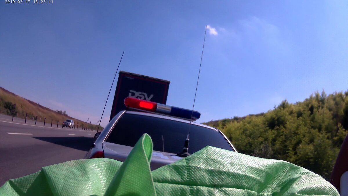 Экипаж ДПС на дороге. фото автора