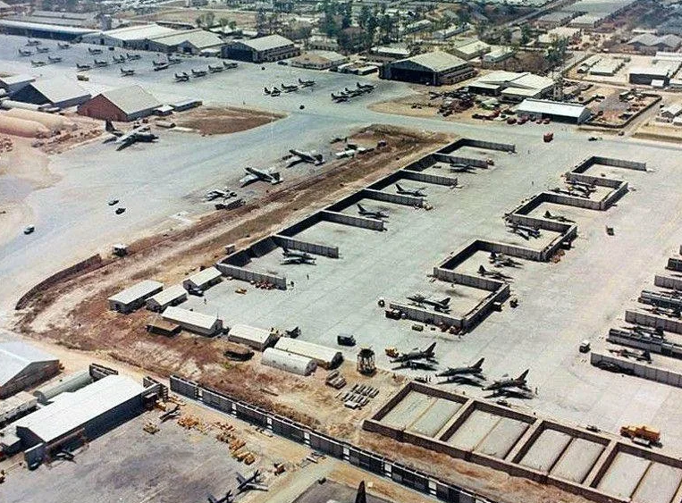 Военные базы США во Вьетнаме