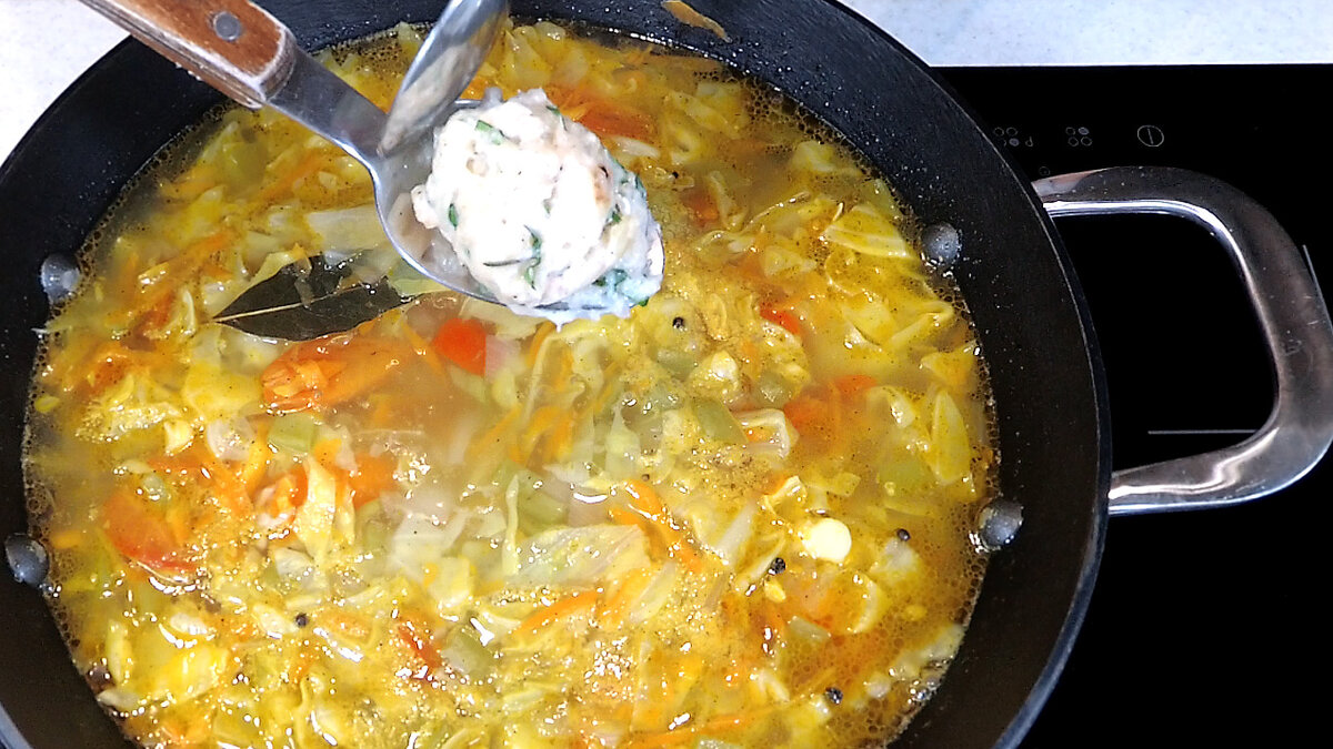 Суп с овощами и фрикадельками с клецками - рецепт автора Елена Машнич Сибирячка