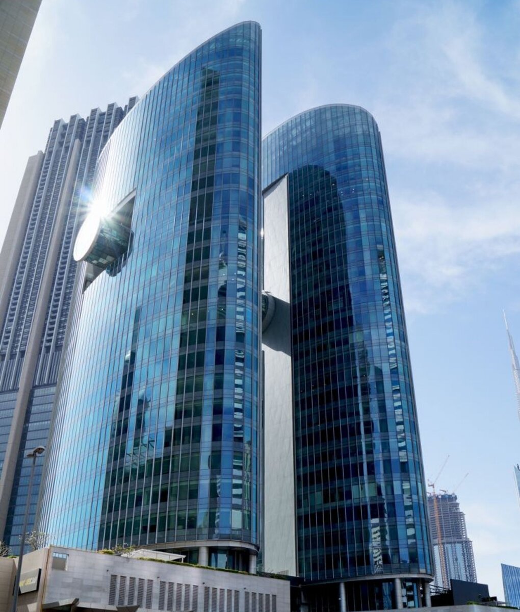 Business center dubai. Emirates Towers Дубай. Финансовый центр Дубай. Emirates Financial Towers DIFC. DIFC Дубай.