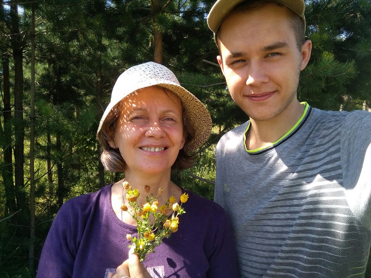 2017 год. Я и моя мама. Фото из личной альбома автора.