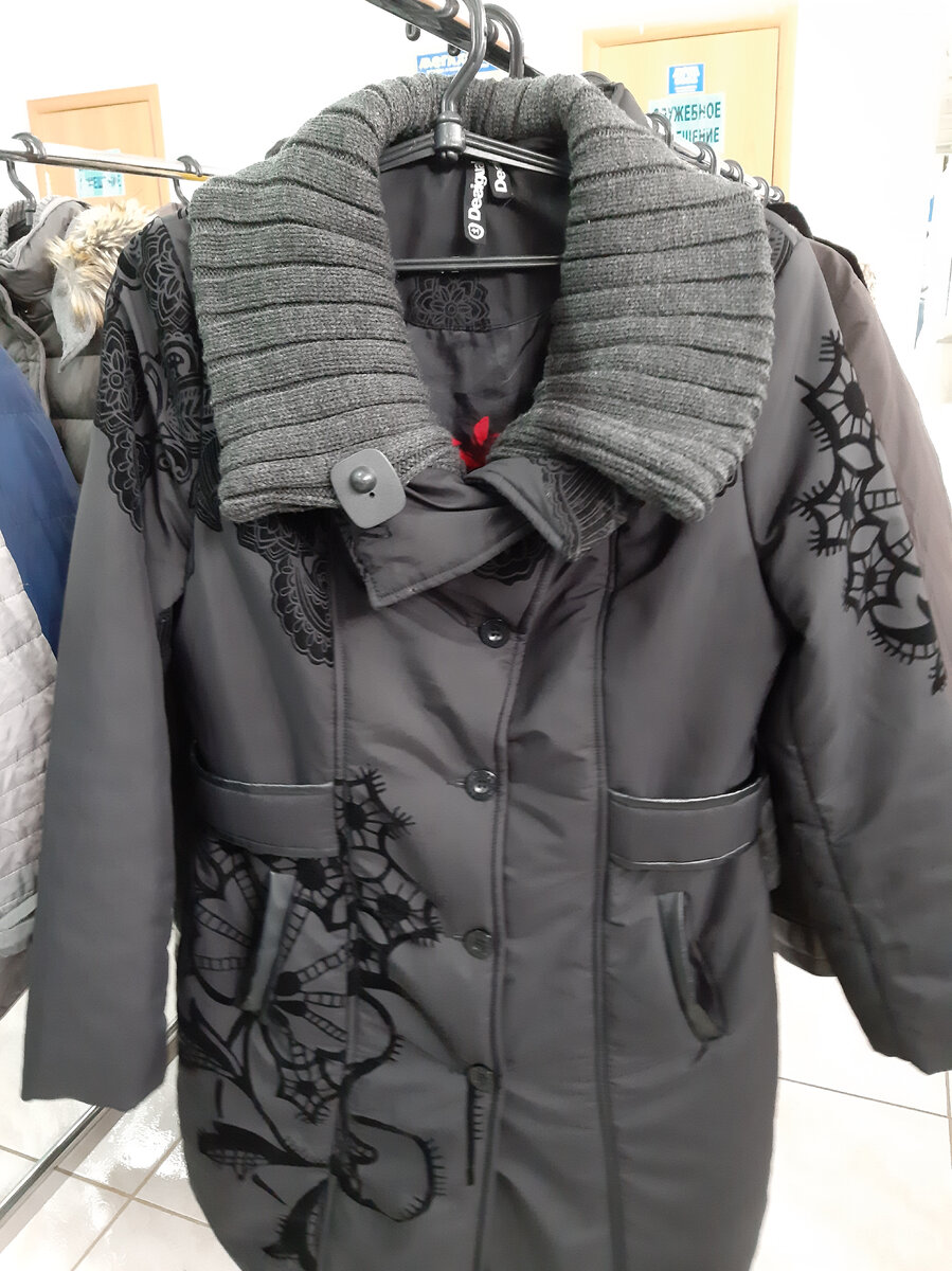 Вот такое новенькое пальто от Desigual